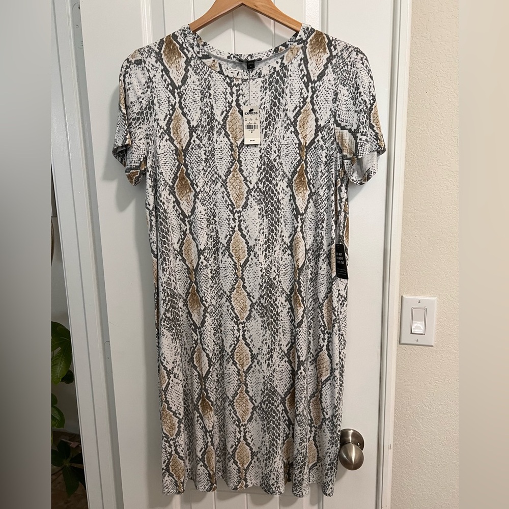 Express Python Print T-Shirt Style Dress NWT Size M